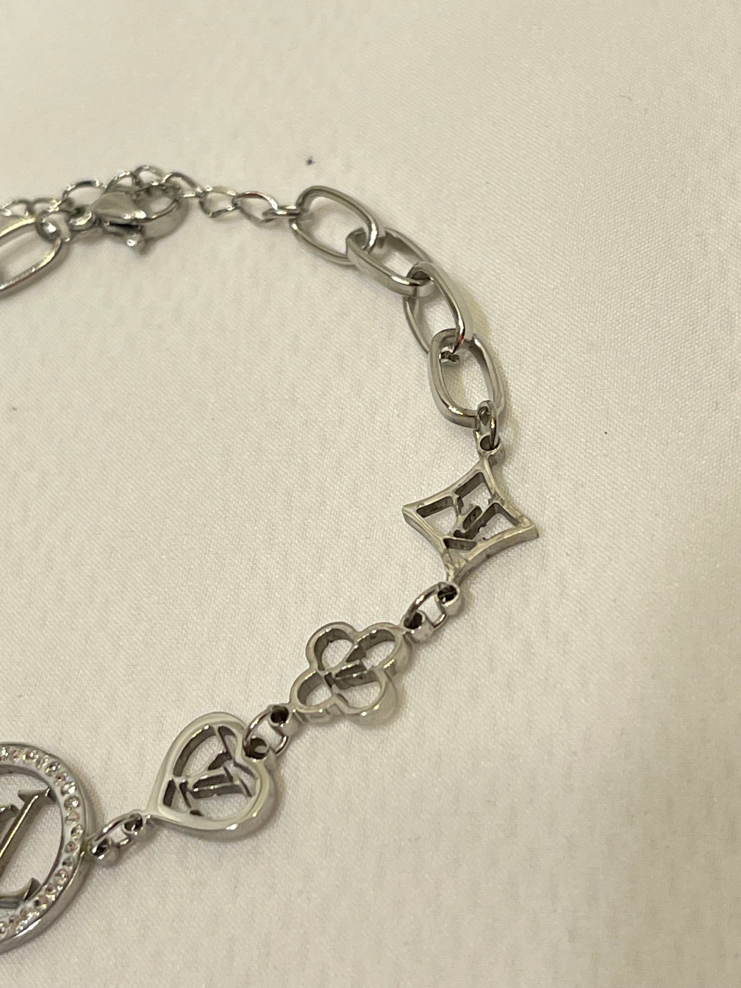 **ZAINA~BRCELET**