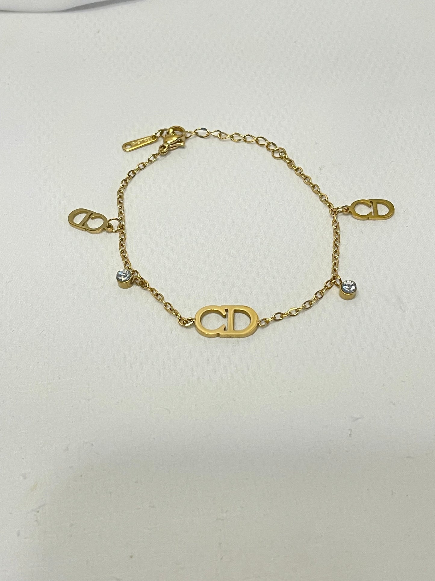 **ZAINA~BRACELET**