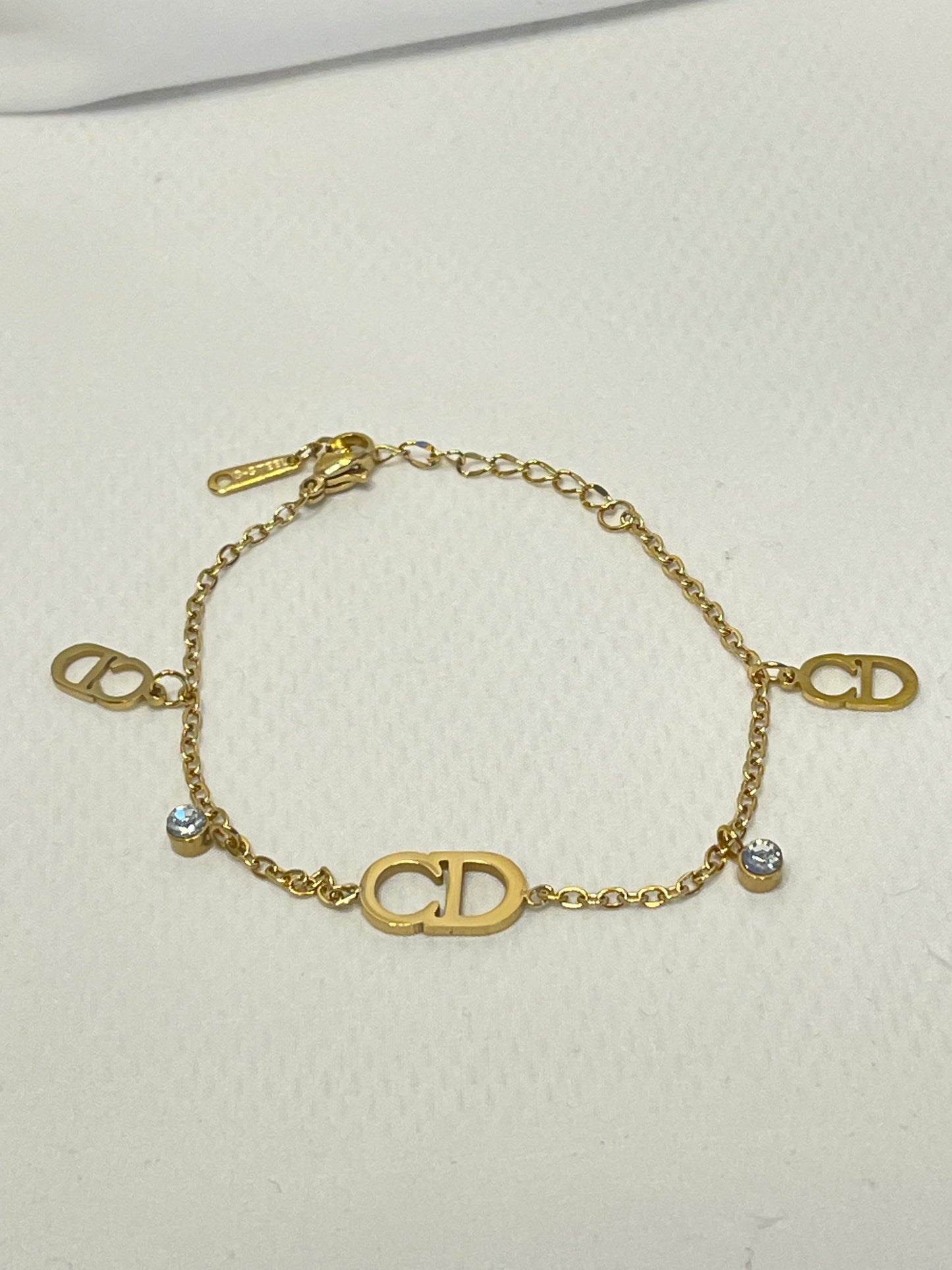 **ZAINA~BRACELET**