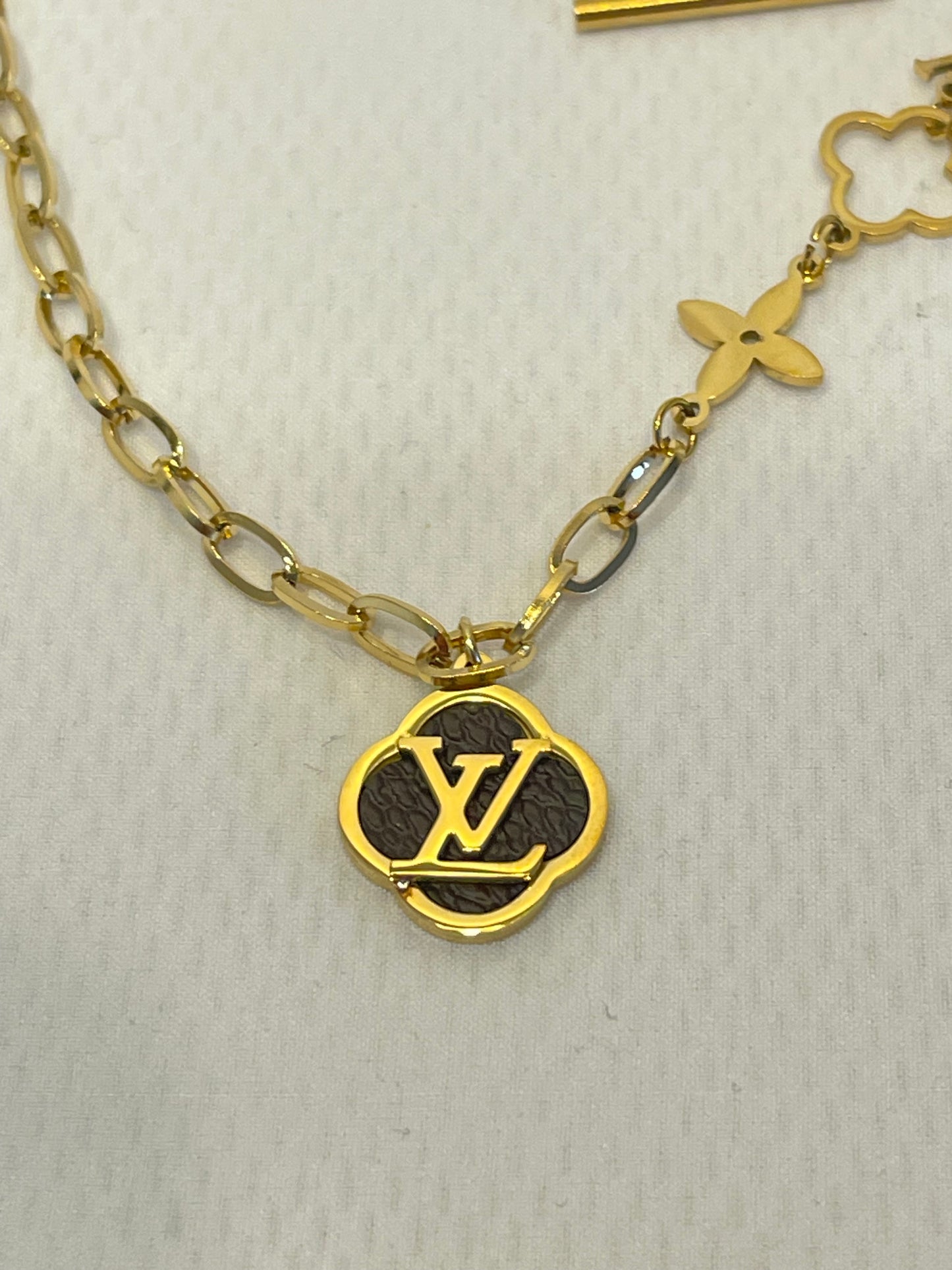 **ZAINA~BRACELET**