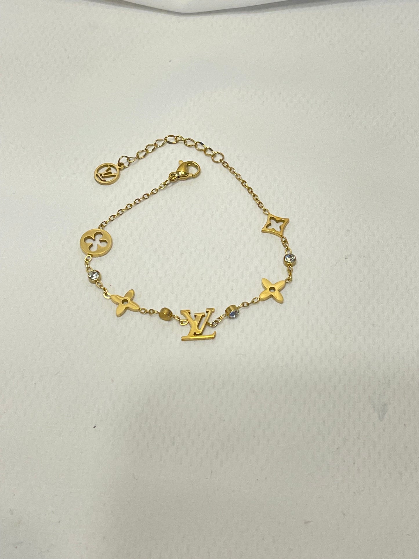 **ZAINA~BRACELET**