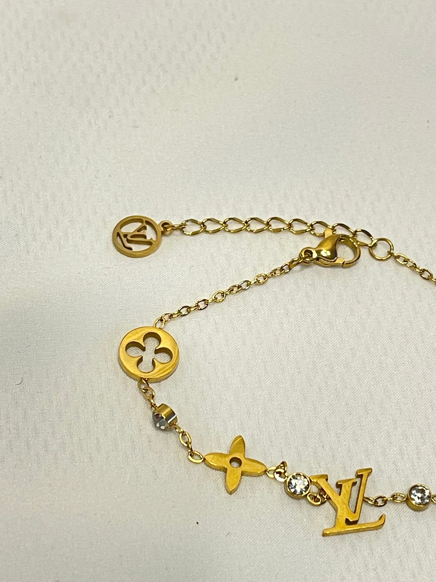 **ZAINA~BRACELET**