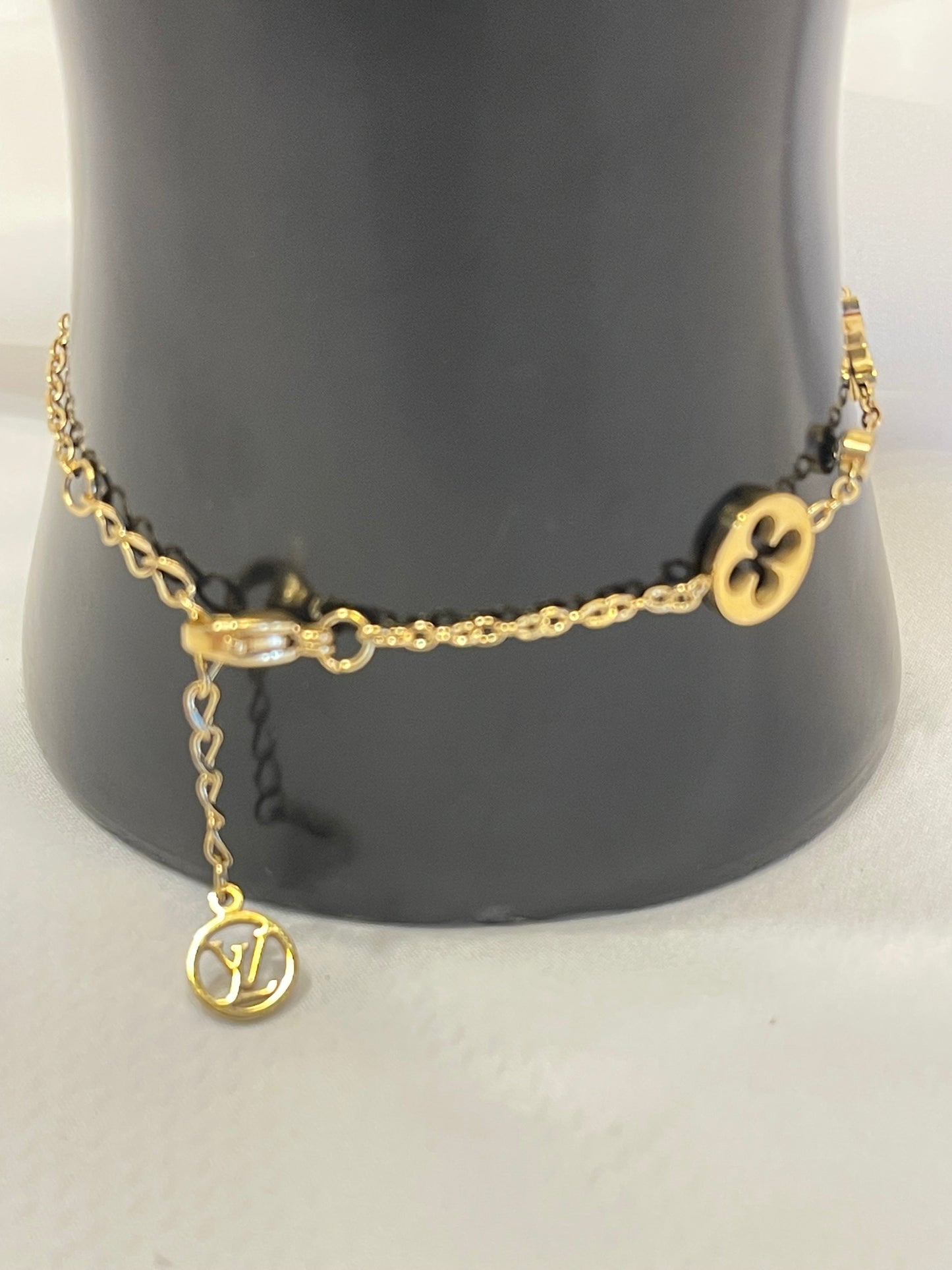 **ZAINA~BRACELET**
