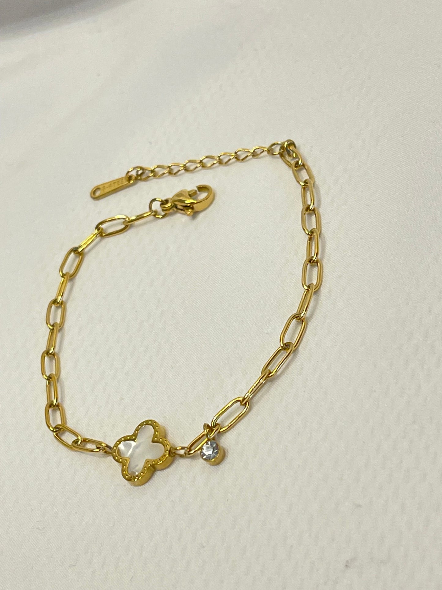 ** ZAINA~BRACELET **