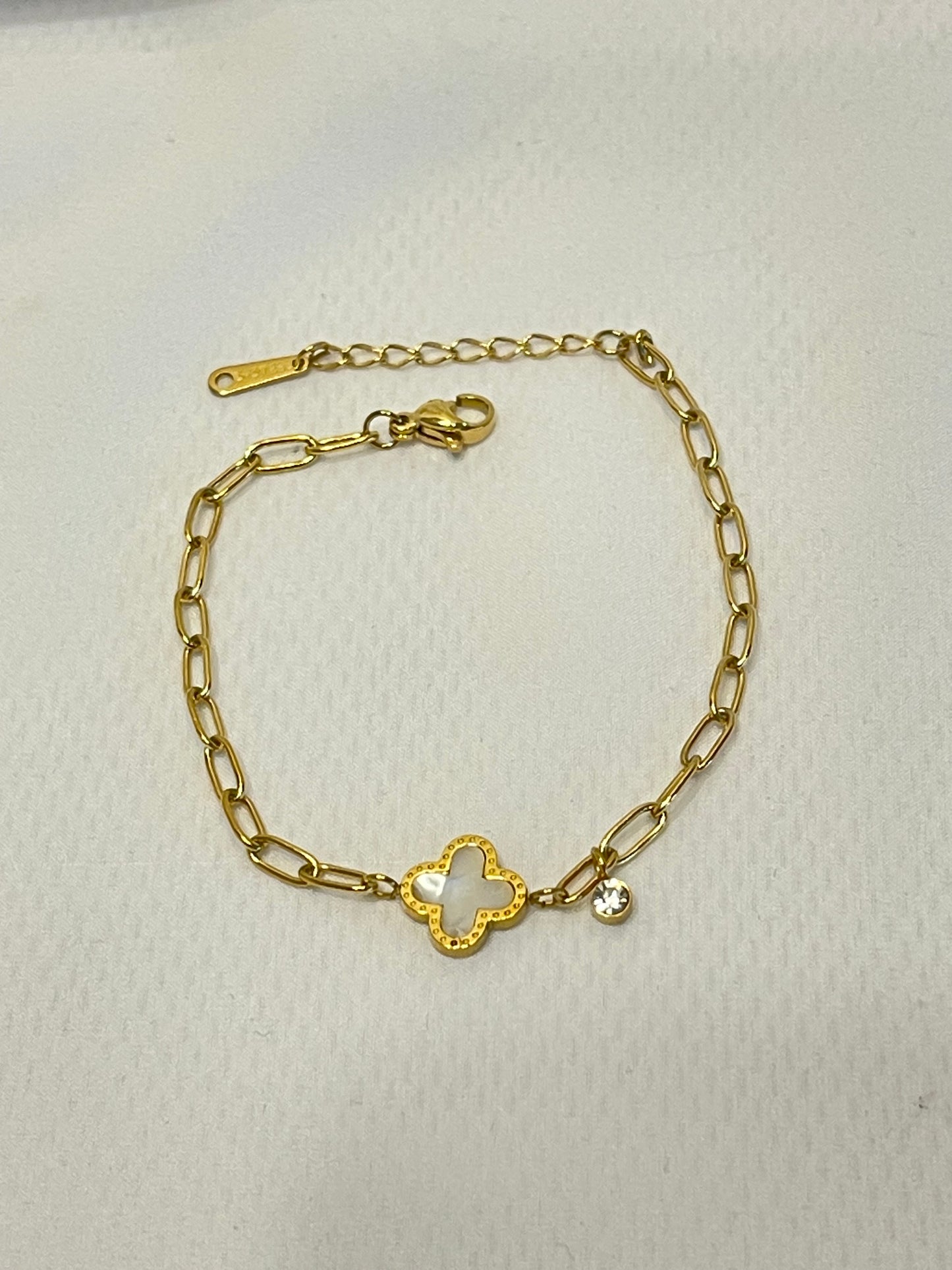 ** ZAINA~BRACELET **