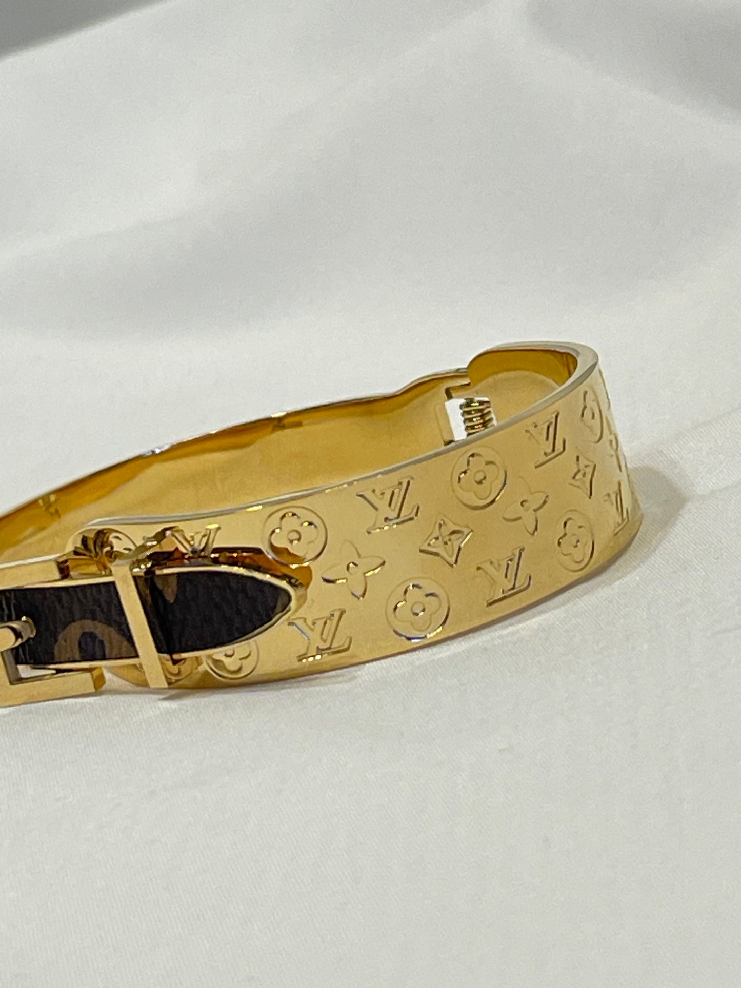 **JEEDA~ BRACELET **