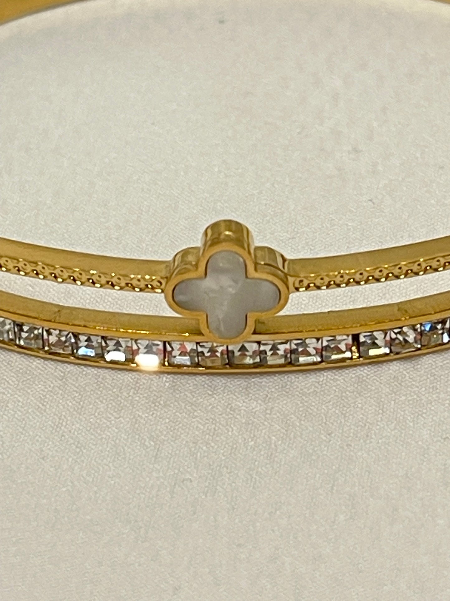 **JEEDA~BRACLETE**