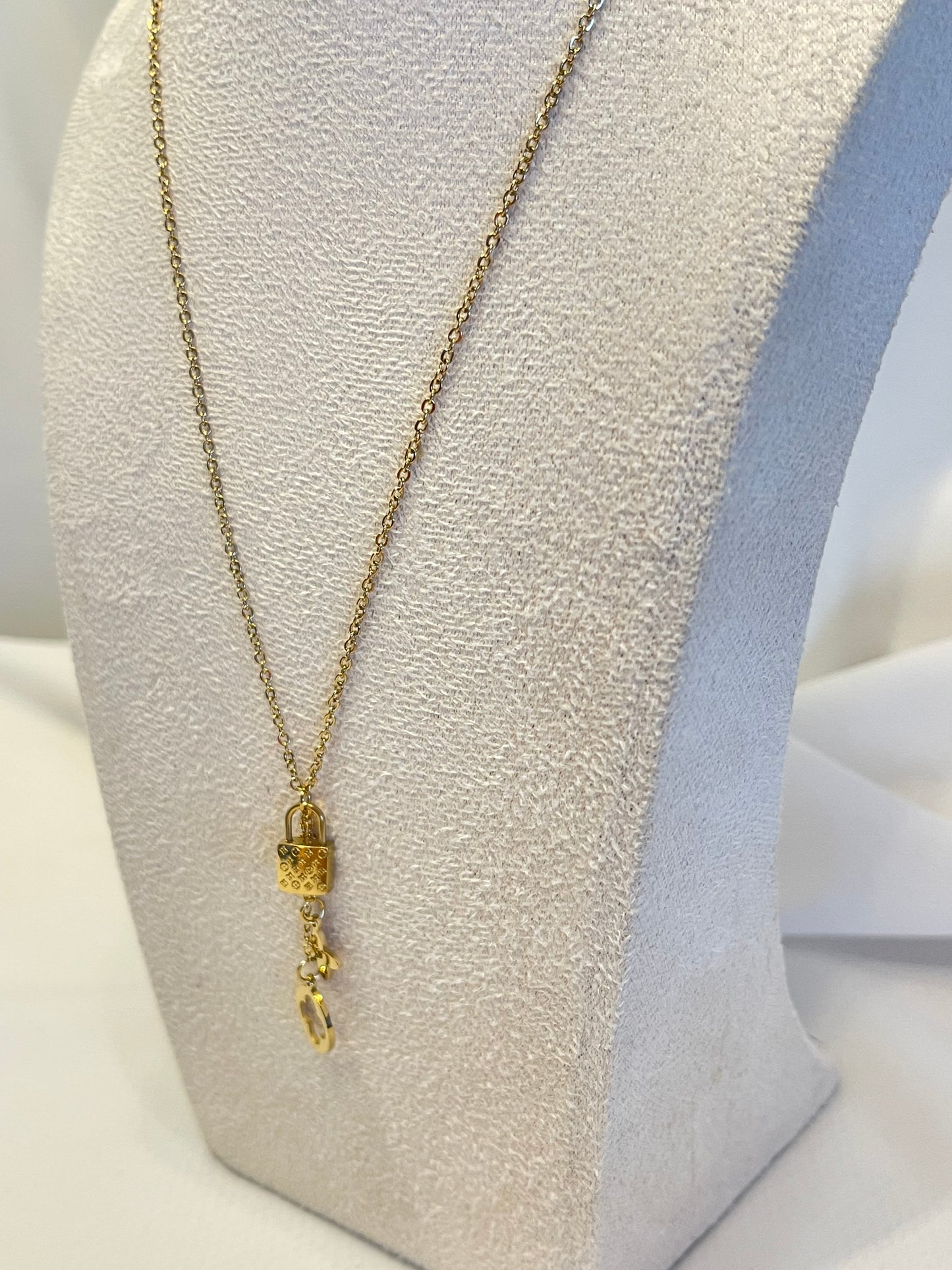 ~~ THE MARIGOLD~ NECKLACE ~~