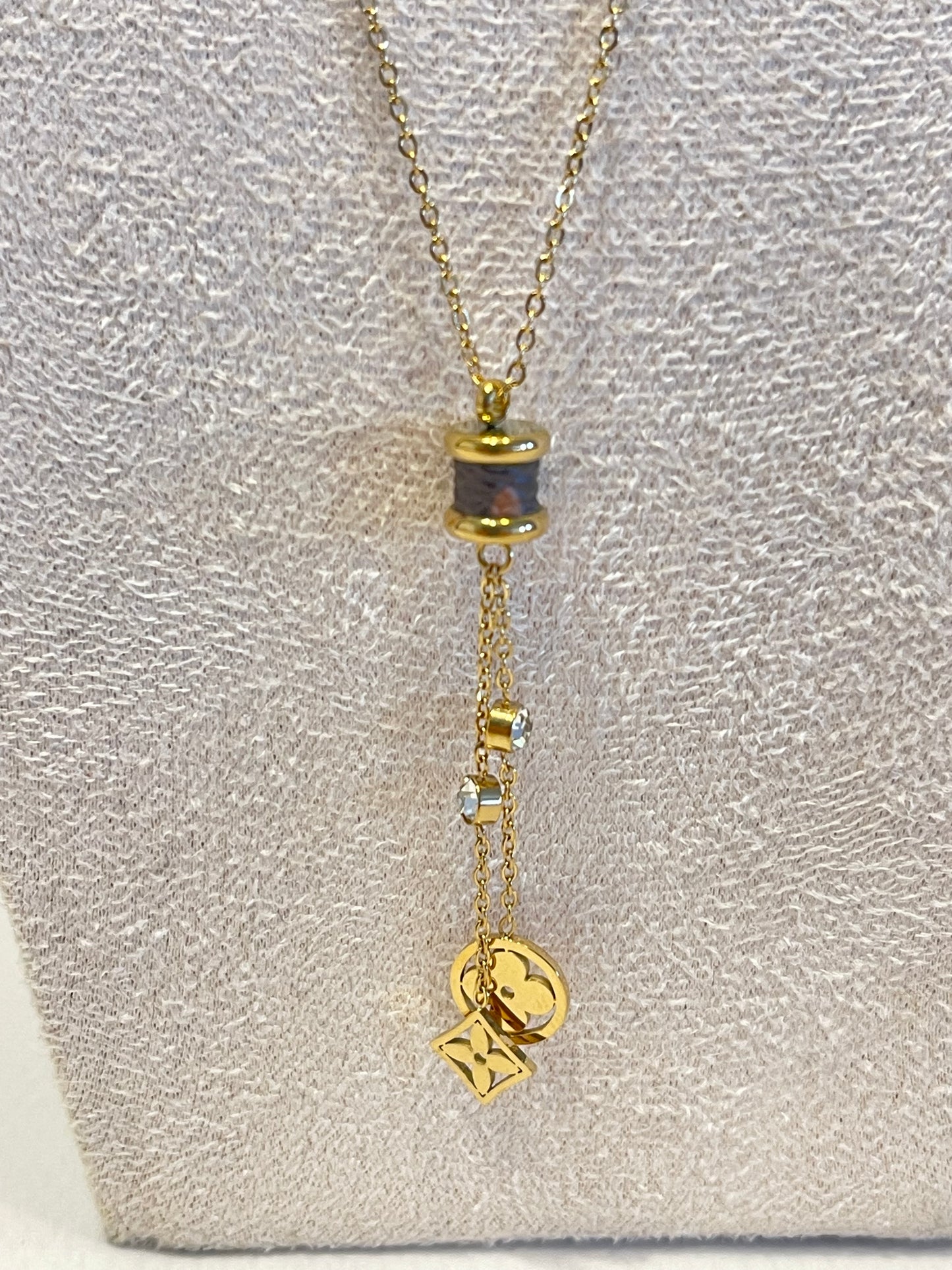~~THE MARIGOLD ~NECKLACE ~~