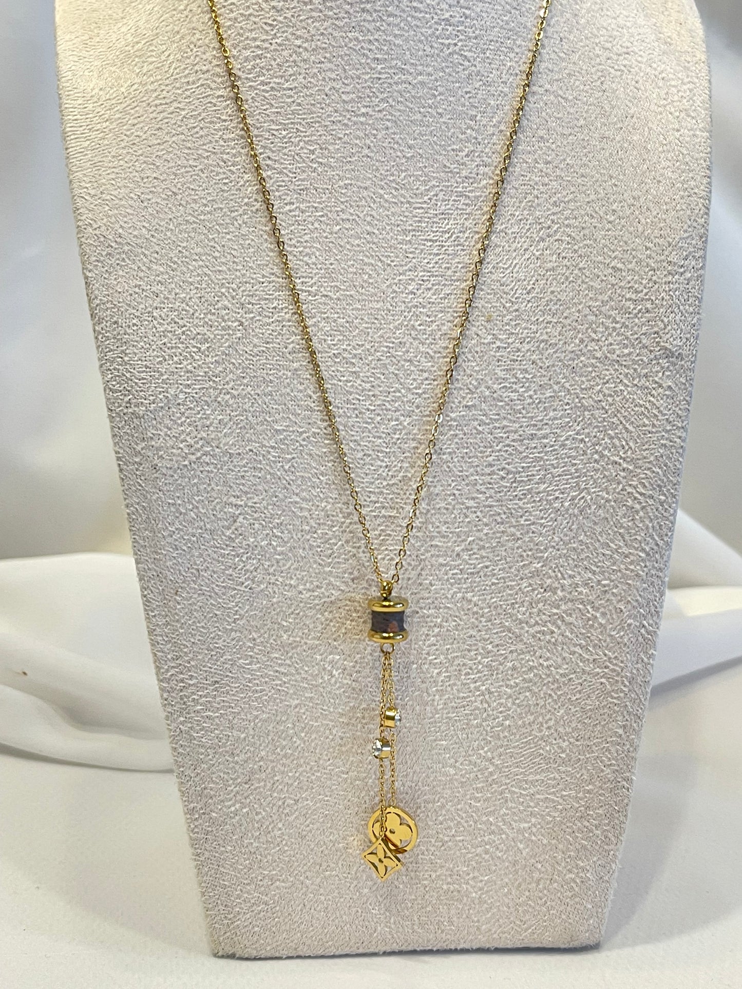 ~~THE MARIGOLD ~NECKLACE ~~