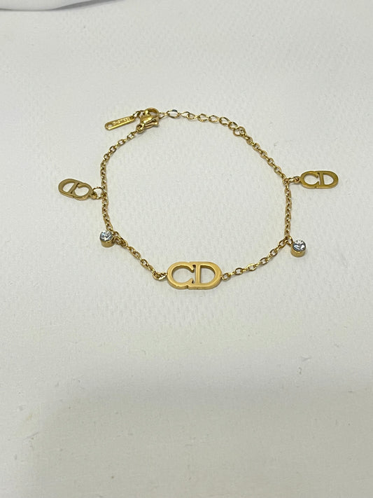 **ZAINA~BRACELET**