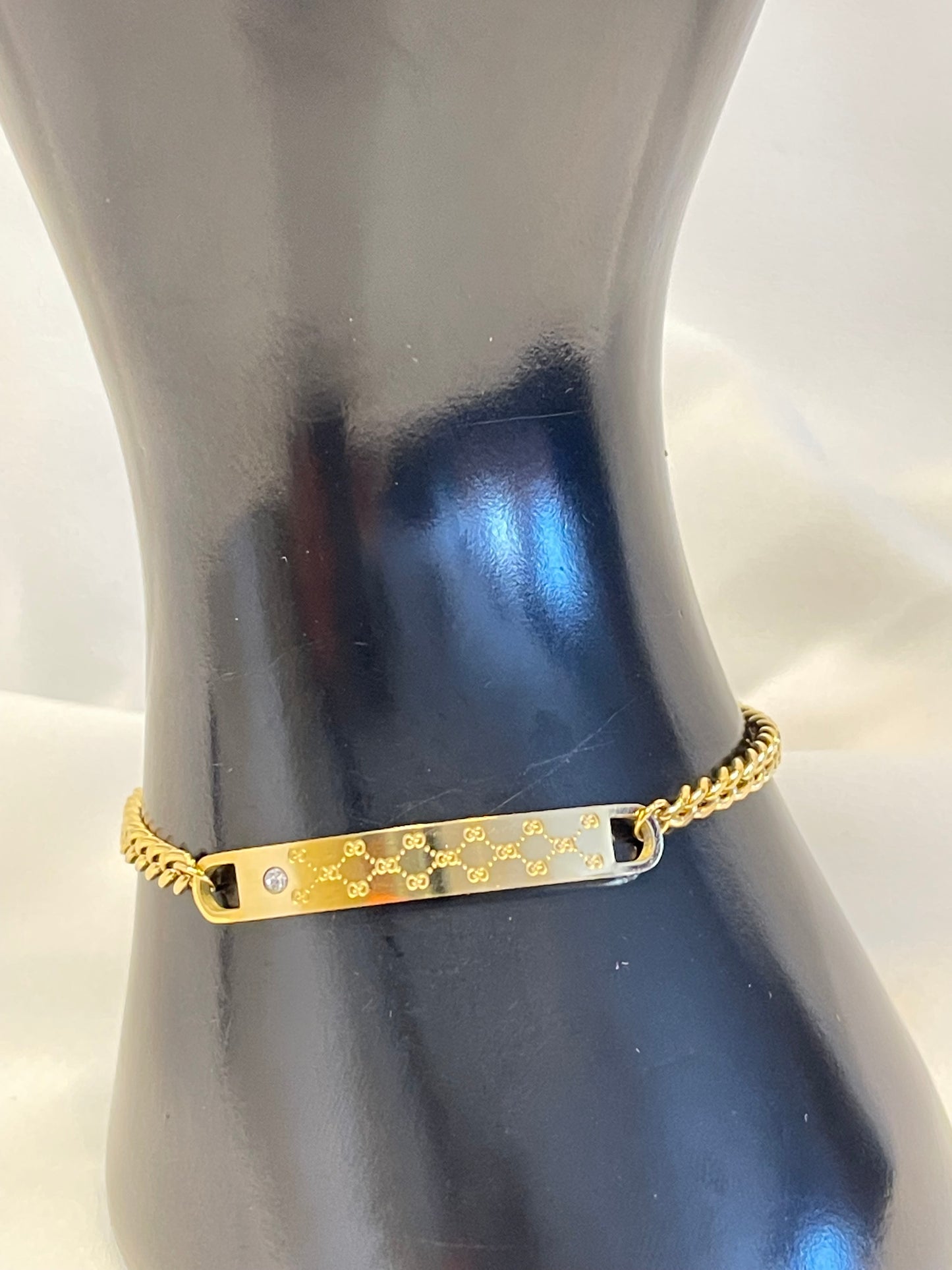 **ZAINA~BRACELET**
