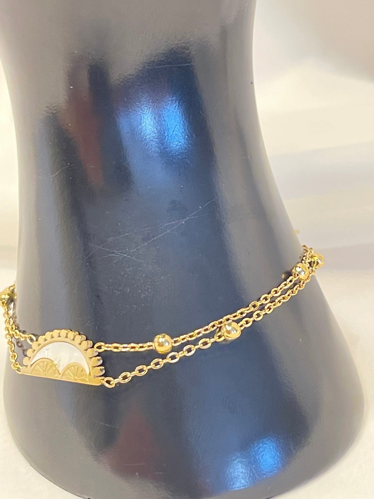 **ZAINA~BRACELET**