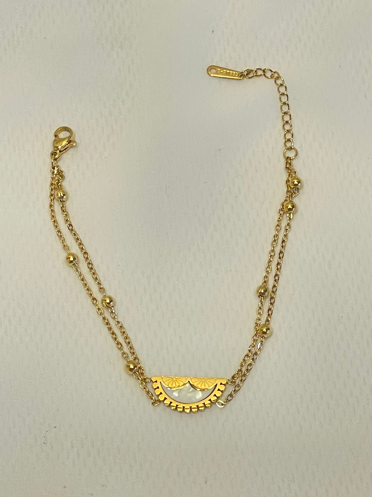 **ZAINA~BRACELET**