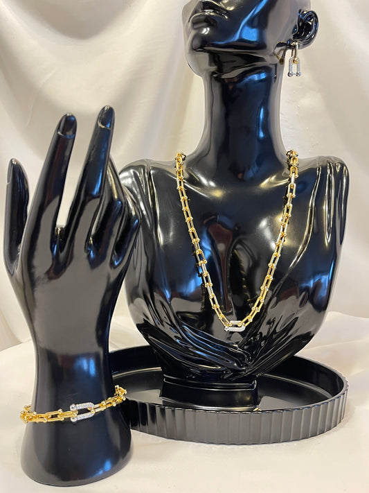 **VELVET SET**